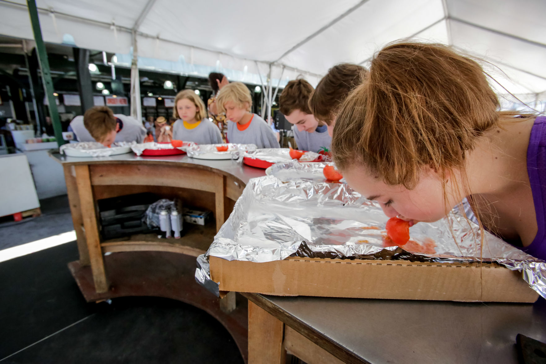 NO.tomatofest.060919.1220.jpg